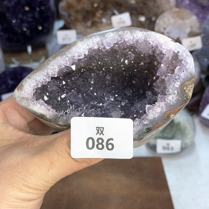 未镶嵌水晶大型摆件（非配饰）