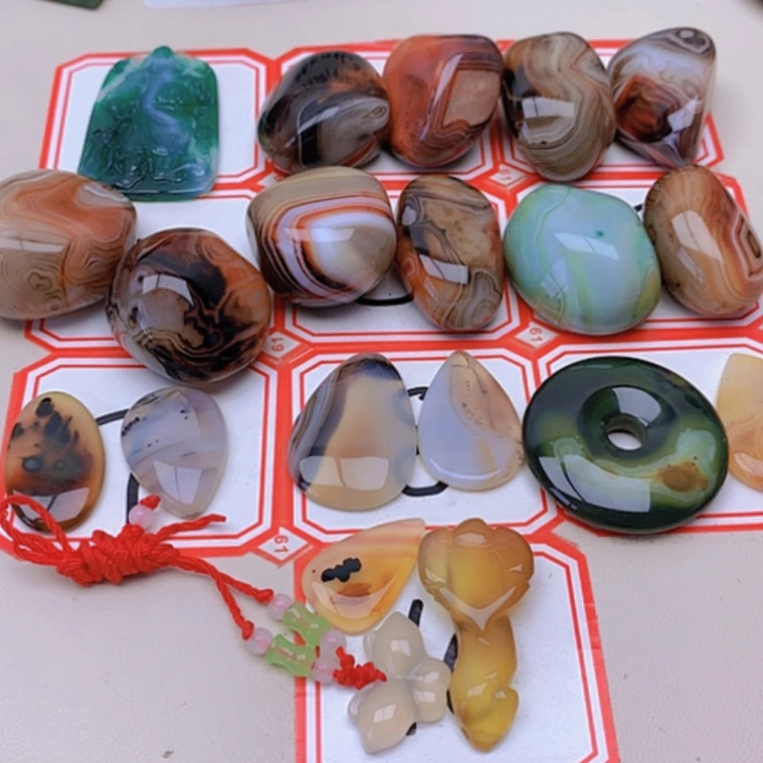 【闪购商品】玛瑙/玉髓未镶嵌珠宝半成品K****弯