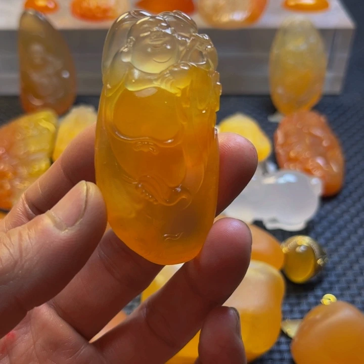 风***子石英质玉未镶嵌旦面