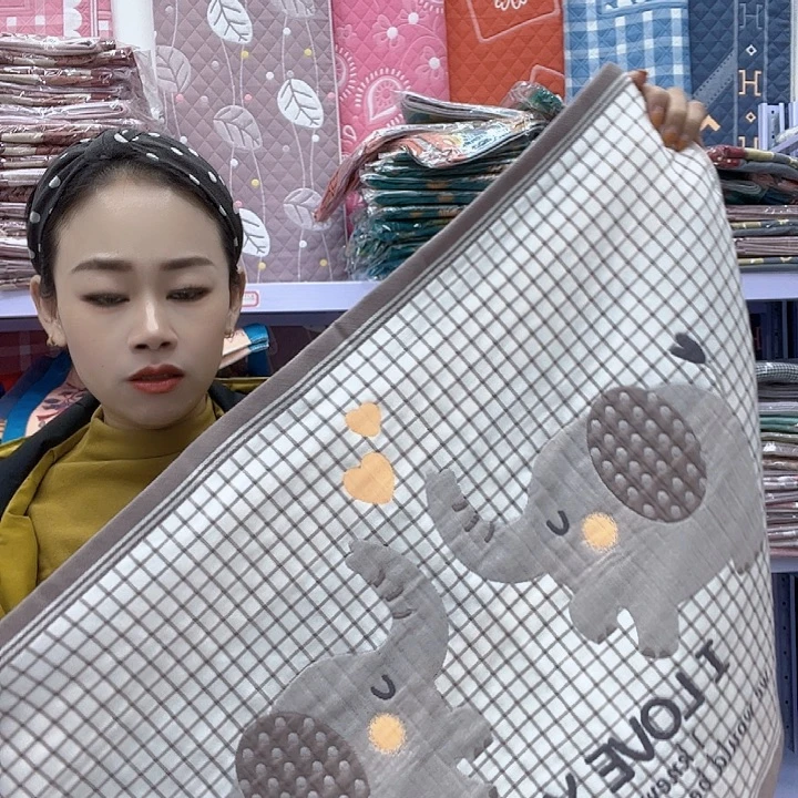 棉咖色小飞夏春联