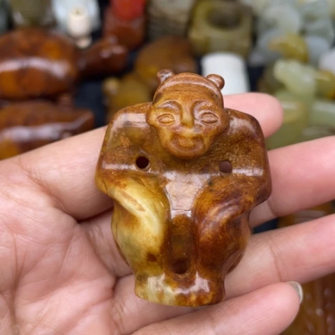 未镶嵌蛇纹石玉颈饰25