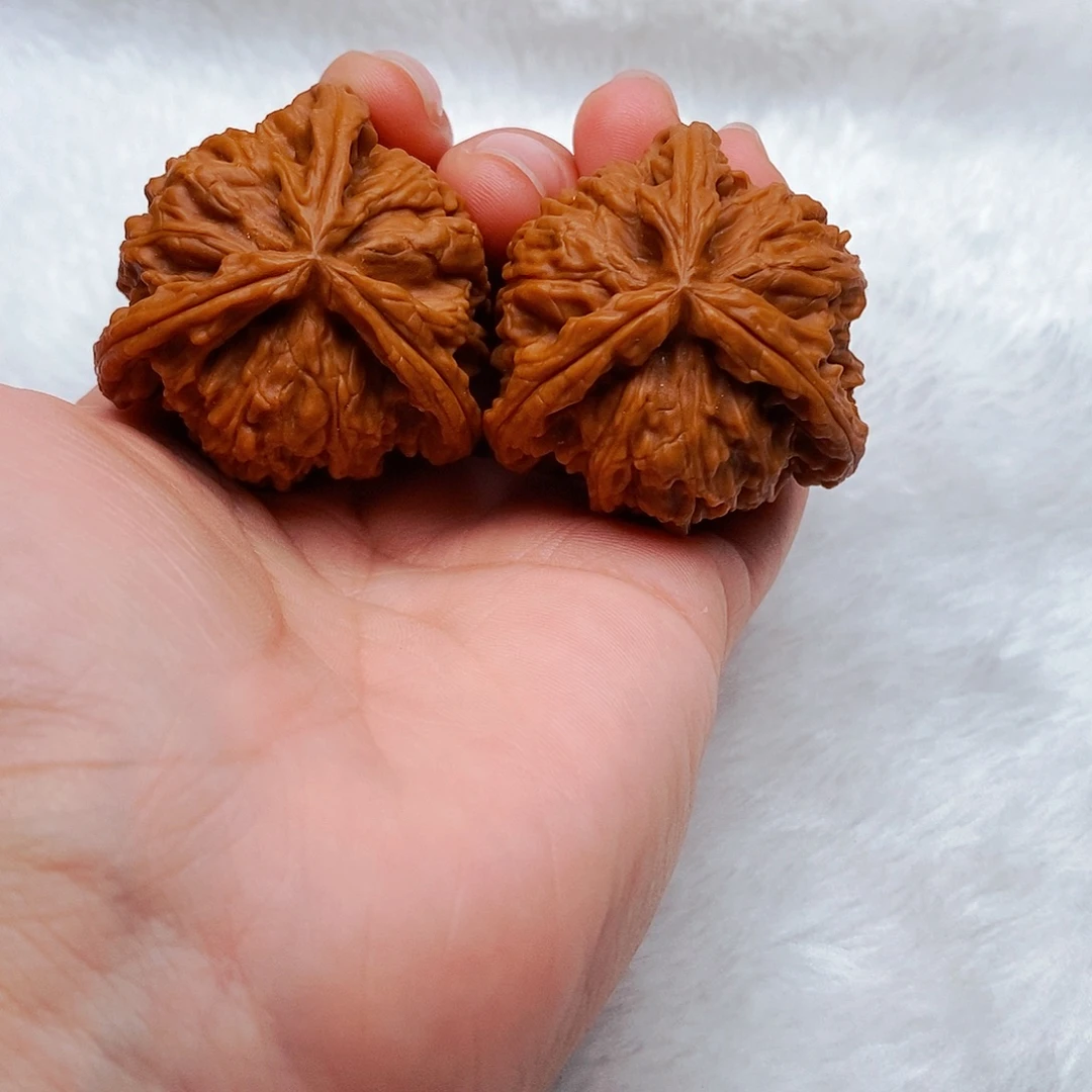 佛***缘吊坠文玩核桃三棱