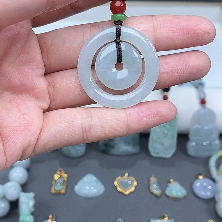 翡翠未镶嵌颈饰12345678