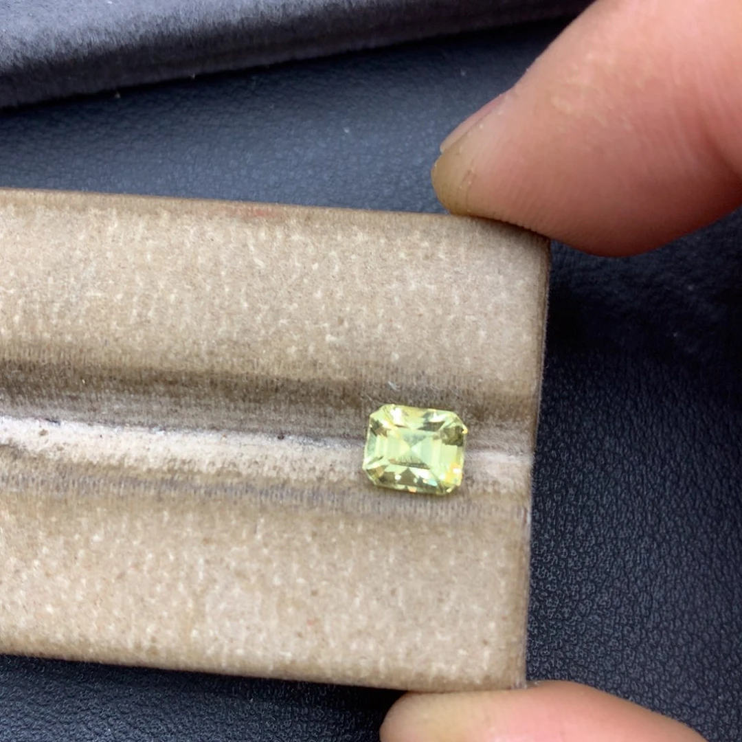 裸石金绿宝石1.57ct
