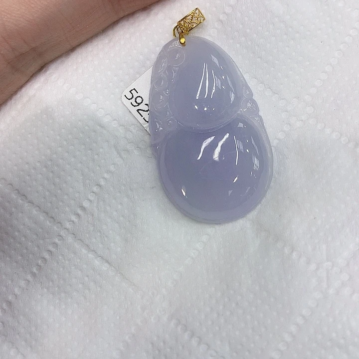 颈饰18K金镶嵌翡翠13356788999