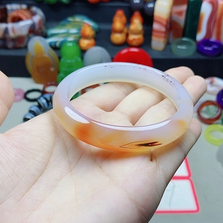 未镶嵌吊坠(不含链)玛瑙/玉髓天*?