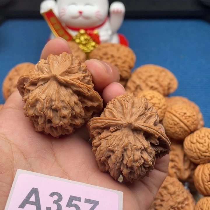 文玩核桃吊坠核桃