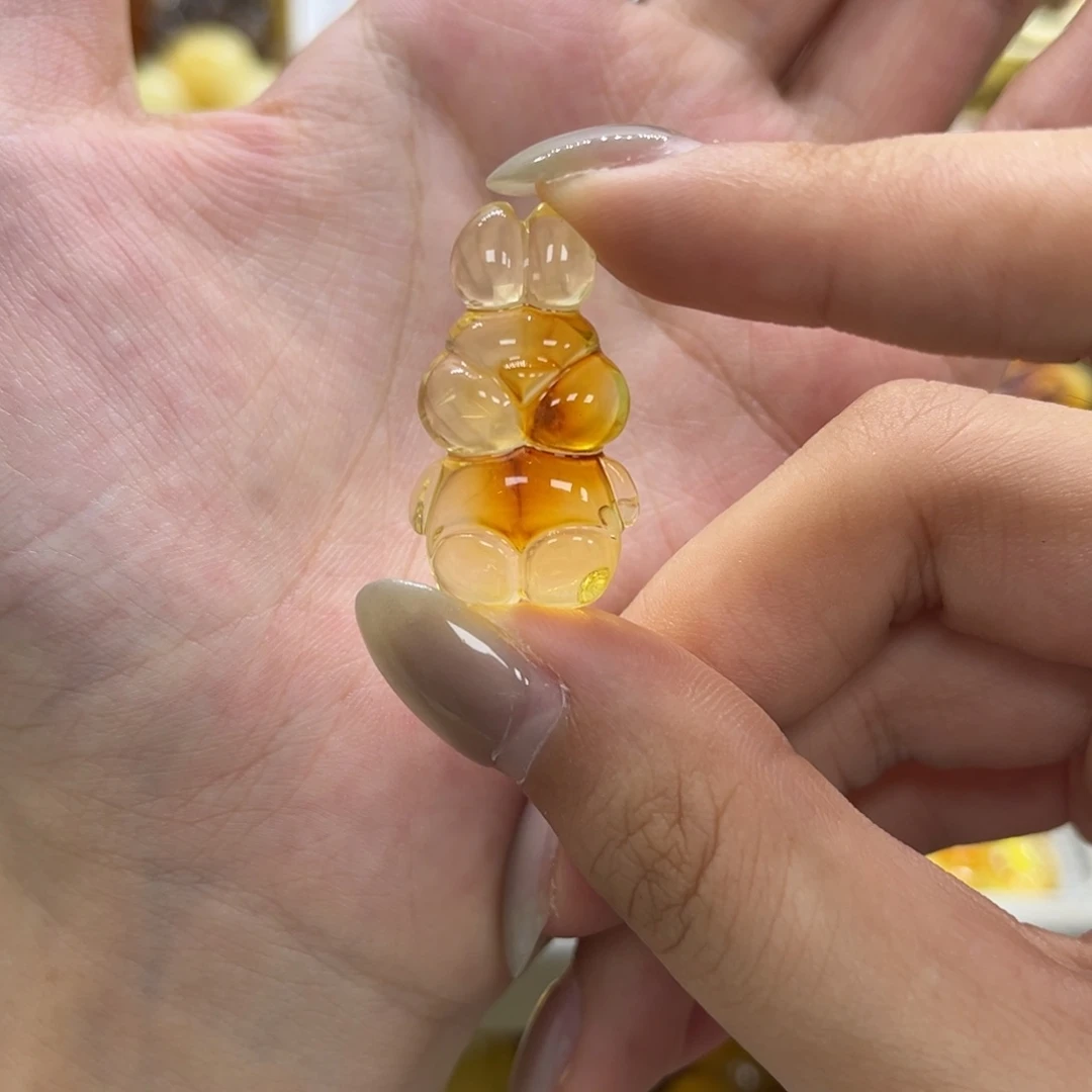琥珀未镶嵌颈饰天然琥珀