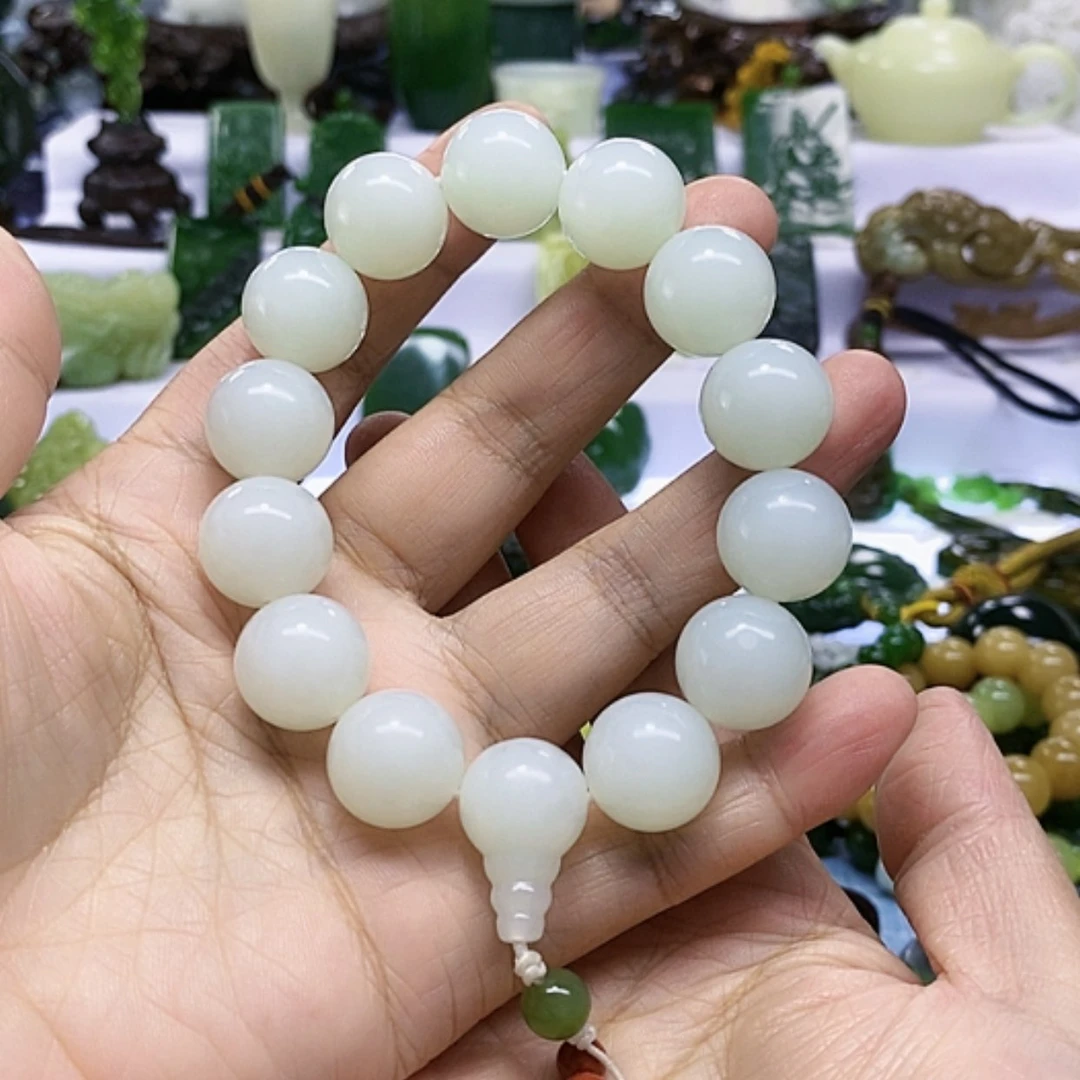 【闪购商品】未镶嵌和田玉挂件吉***车