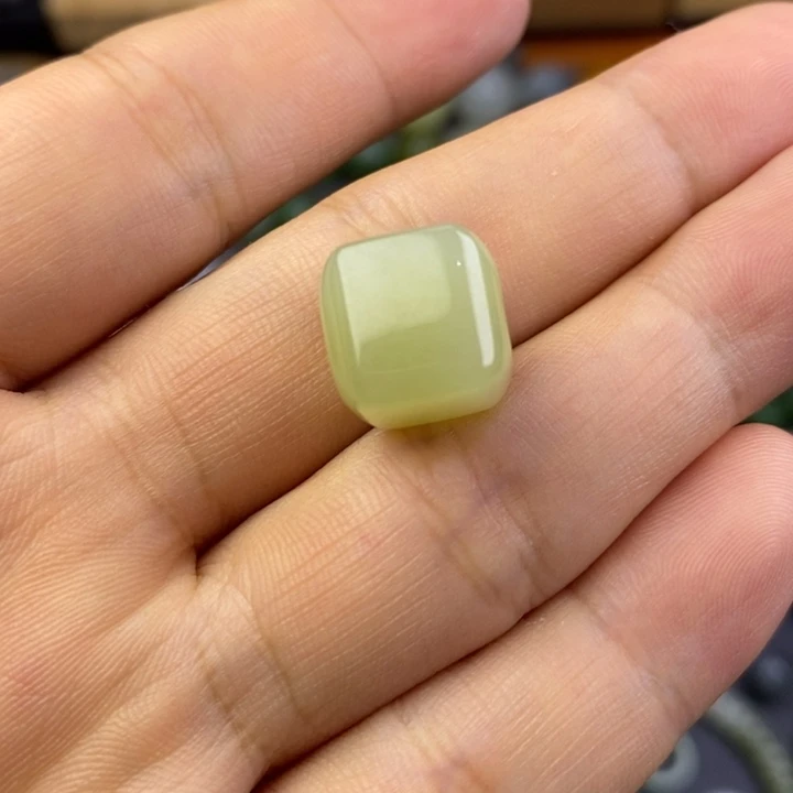 未镶嵌和田玉珠宝半成品黄口方块卡12