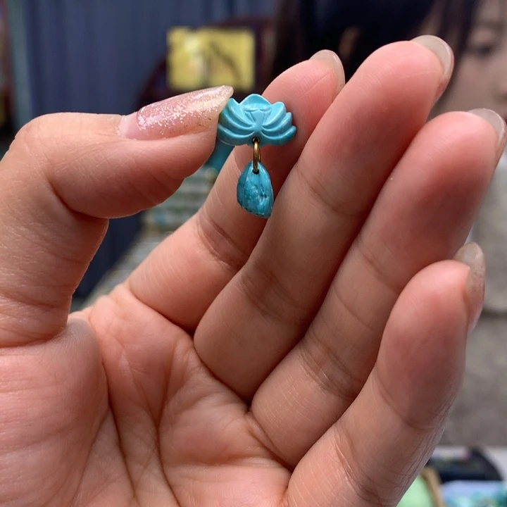 乌***梅绿松石未镶嵌配饰