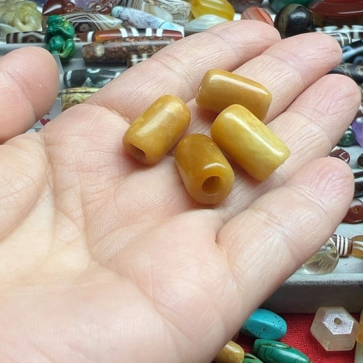 朵***朵玛瑙/玉髓未镶嵌颈饰