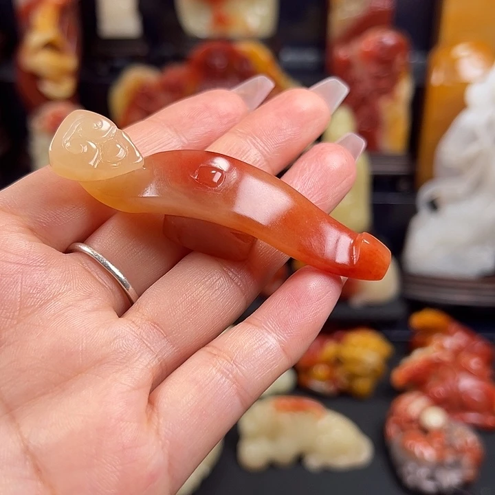 寿山石老性芙蓉石