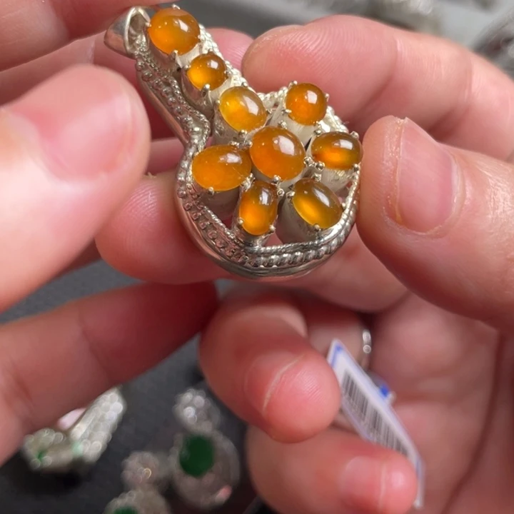 翡翠未镶嵌戒指缅甸天然翡翠