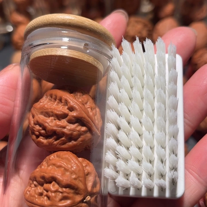 ****n文玩核桃把件45667899