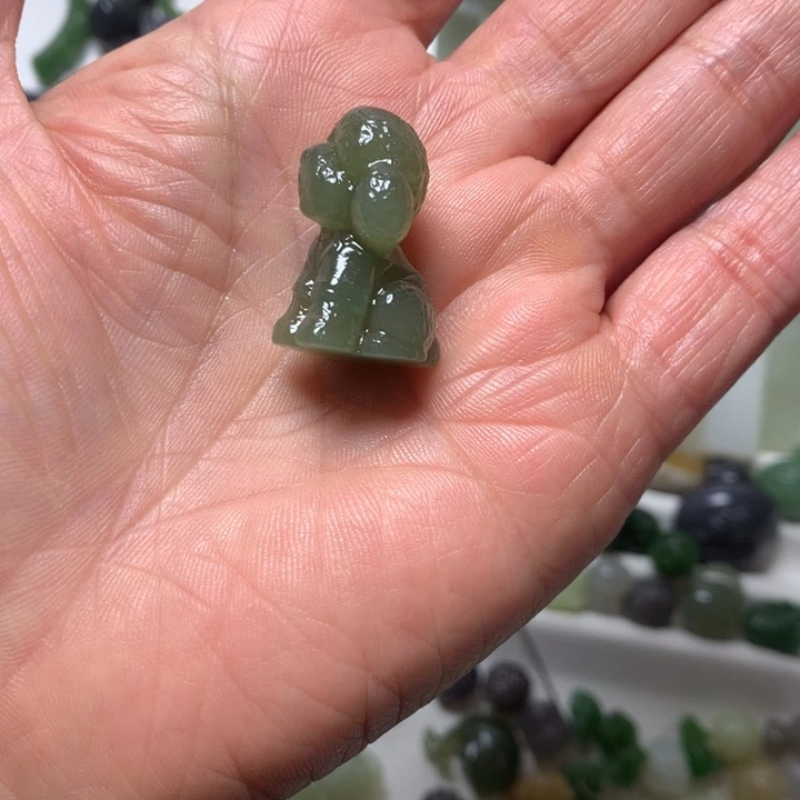 和田玉（糖玉）未镶嵌珠宝奇石