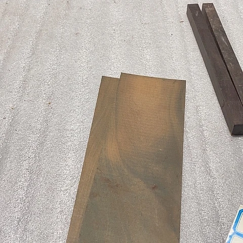非洲紫檀（红花梨）力*