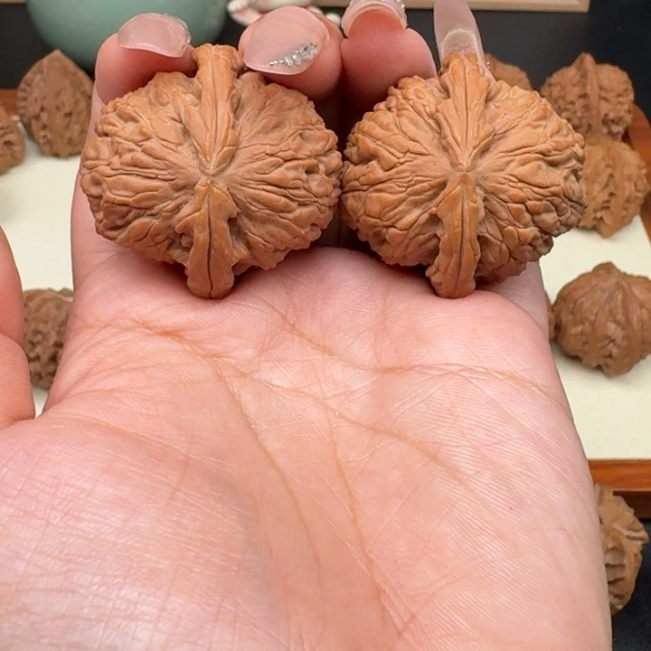 文玩核桃把件球白38全品