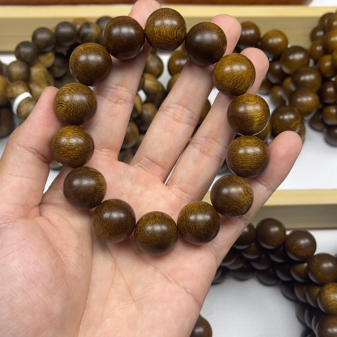 暖***的沉香手串越南芽庄黄棋楠1.6