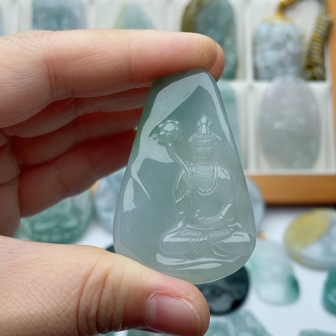 旭***吧翡翠未镶嵌颈饰观音