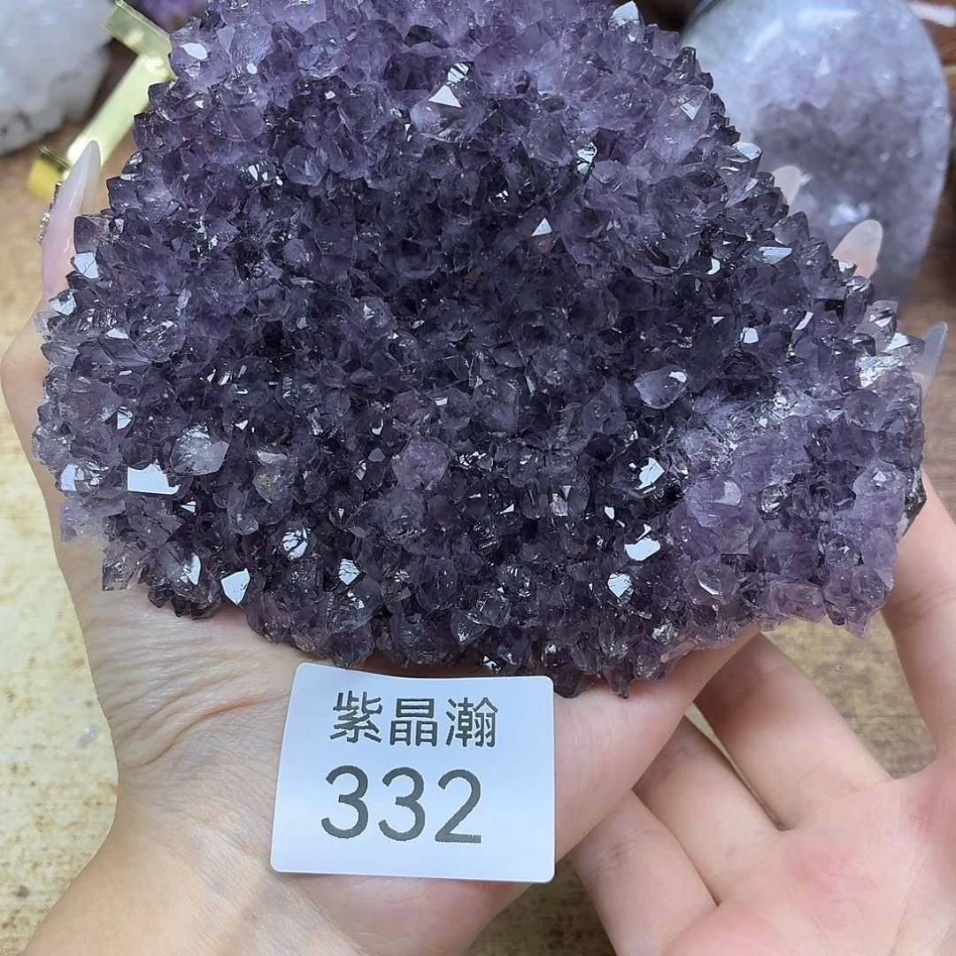 未镶嵌水晶大型摆件（非配饰）