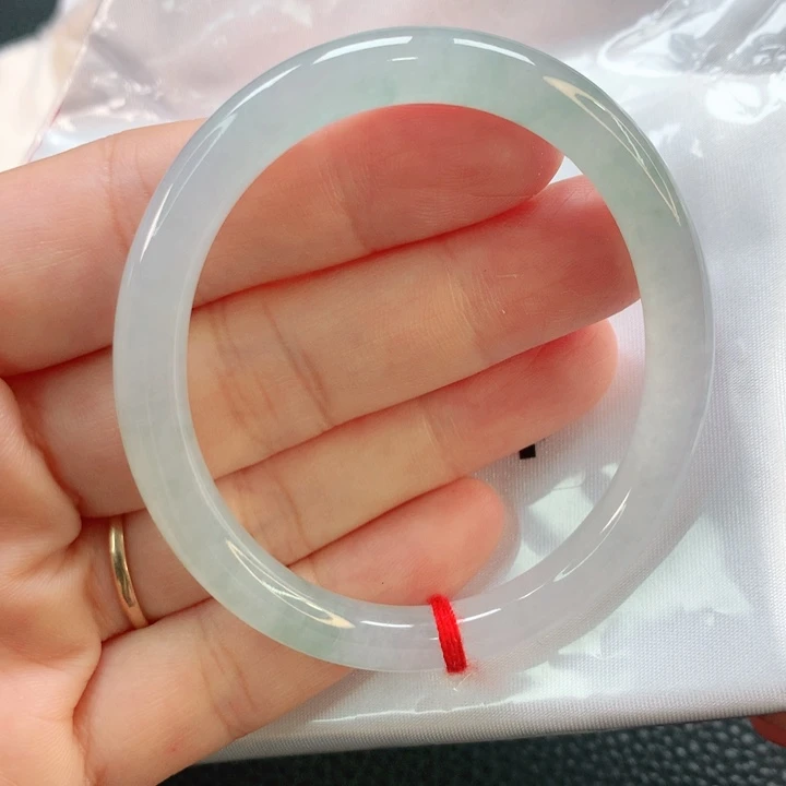 翡翠手镯未镶嵌54贵妃