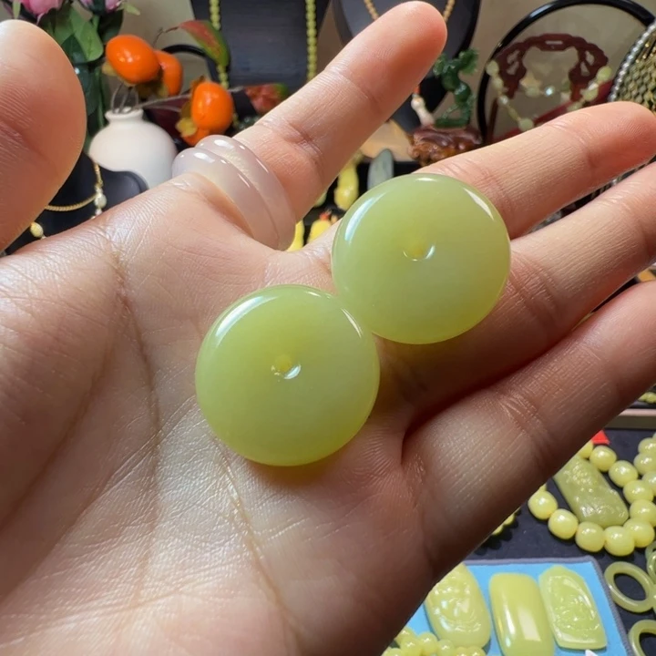 和田玉（黄玉）未镶嵌颈饰拍一发一多样性发