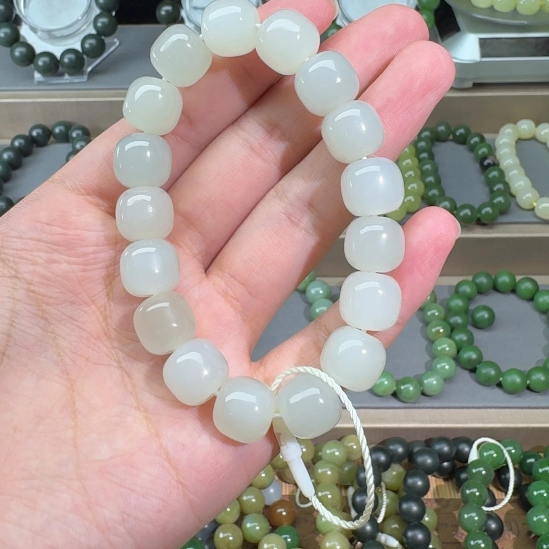 和田玉未镶嵌手链