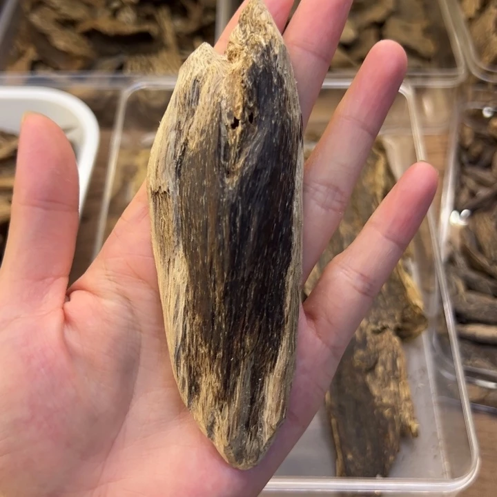 海南沉香树身打炮油10克