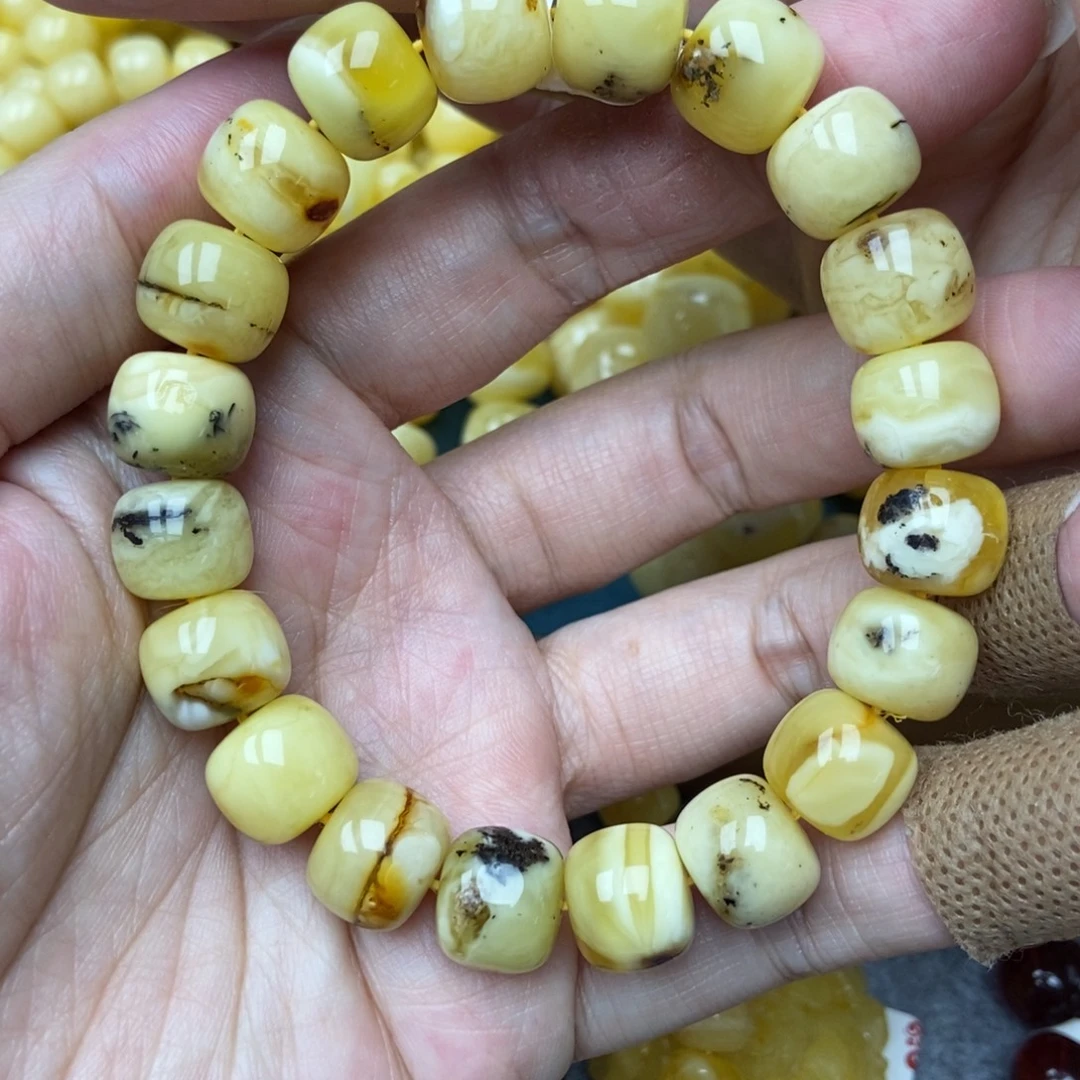 琥珀未镶嵌珠宝奇石6