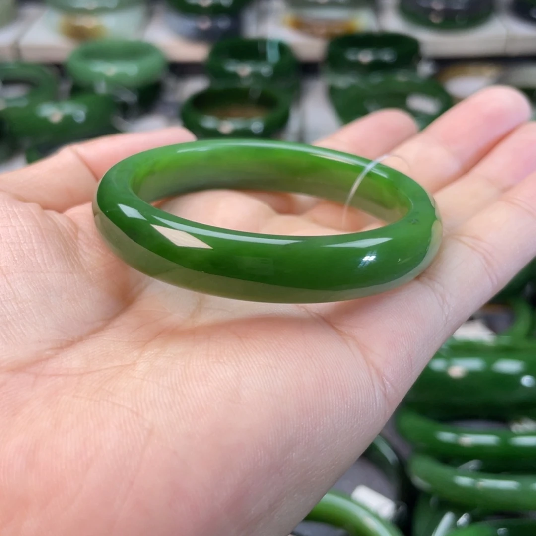 和田玉（碧玉）手镯未镶嵌