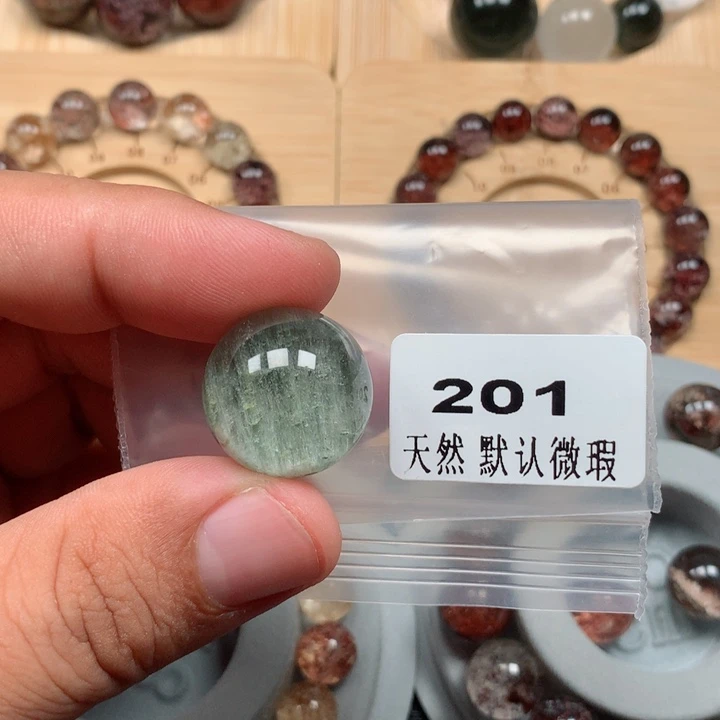 团***子吊坠(不含链)未镶嵌水晶