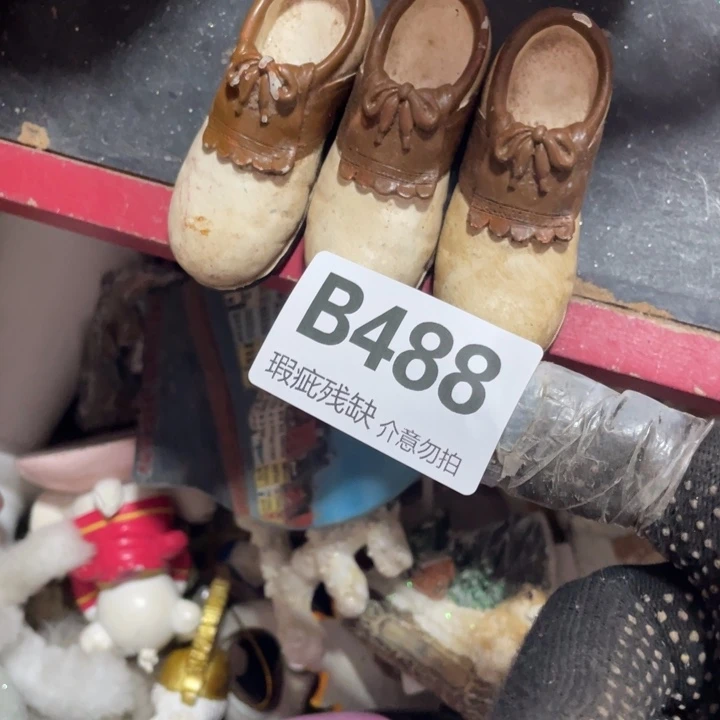 摆件?****孤品老货微瑕瓷