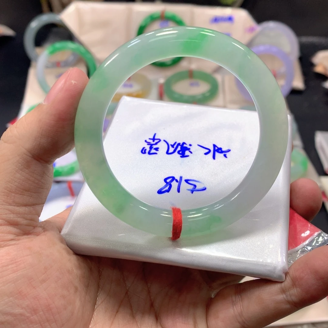 未镶嵌手镯翡翠翡翠