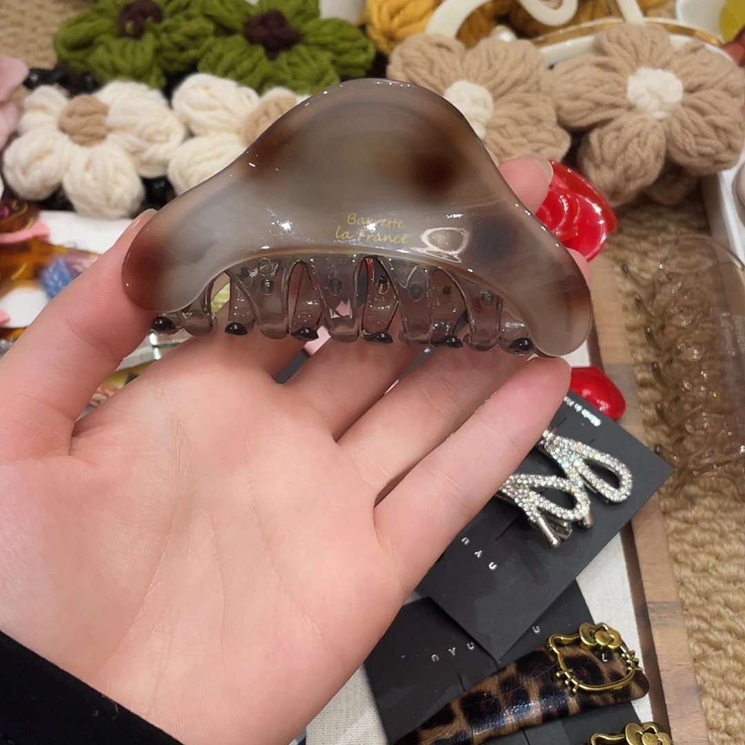 醋酸非金属轻奢三角