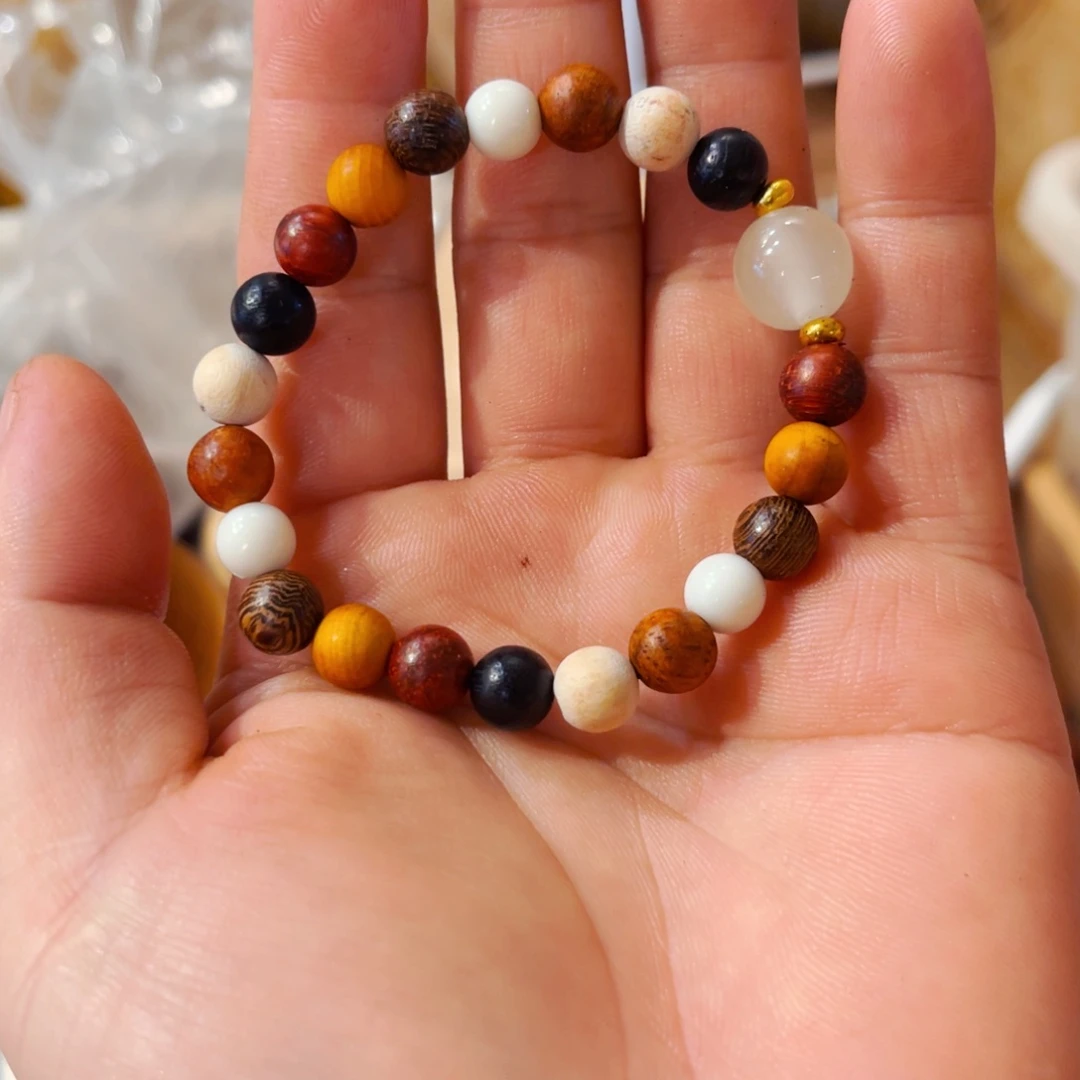 木大哥和开料旅馆保洁看