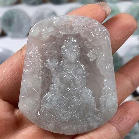 翡翠颈饰未镶嵌普贤菩萨福利翡翠