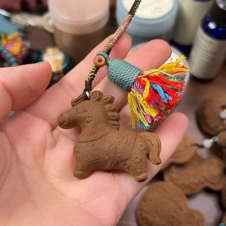 珠串鹅梨帐中香小马