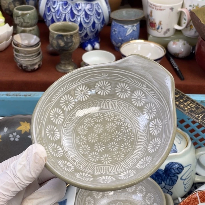 他家瓷器真美…开播了