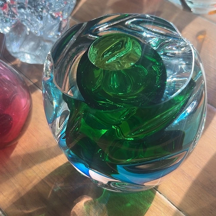 琉璃J****高金碧辉煌，开心快乐