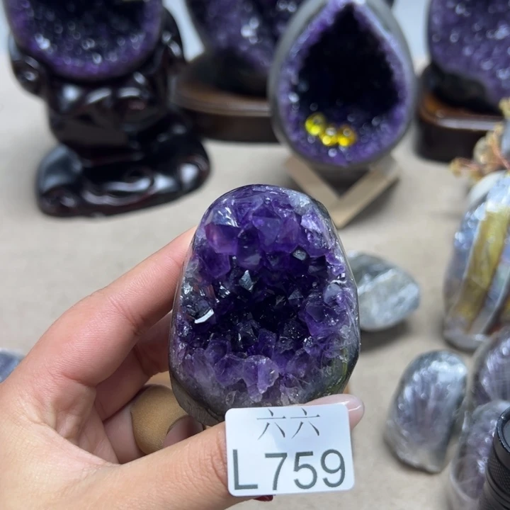 未镶嵌大型摆件（非配饰）紫晶