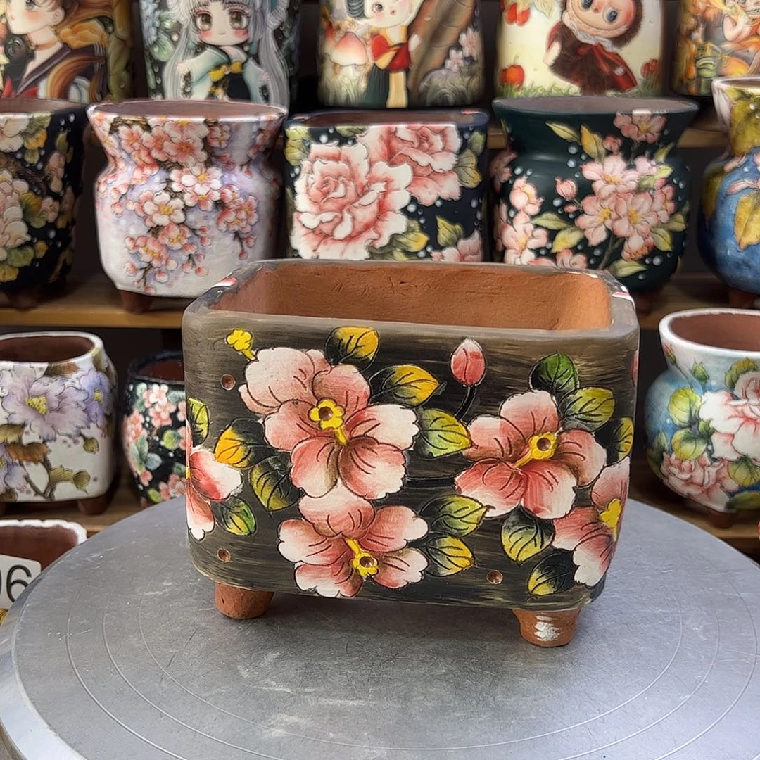 景德镇炫彩手绘口14*10.5高11.5