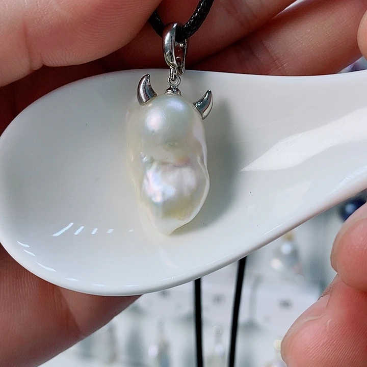 颈饰未镶嵌淡水珍珠