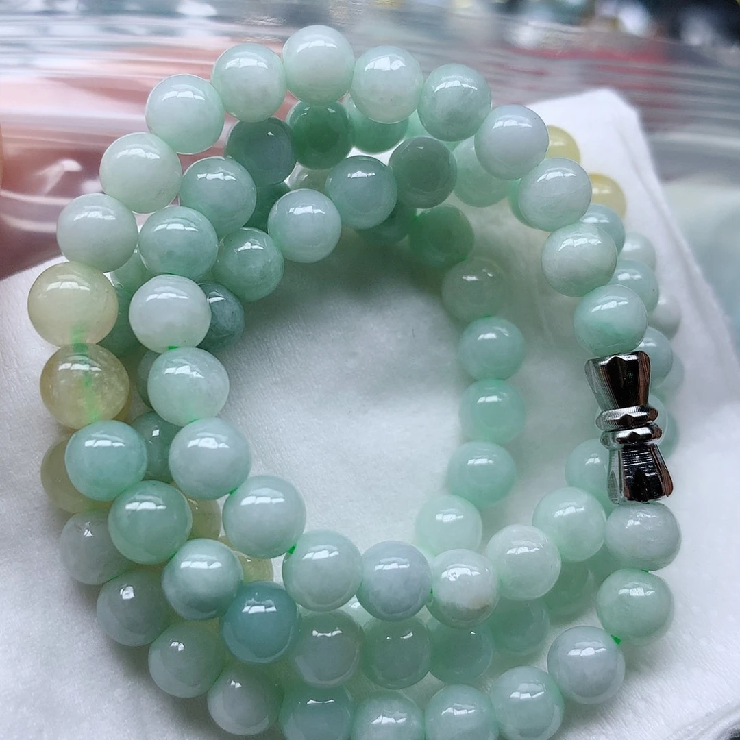 翡翠颈饰未镶嵌手串