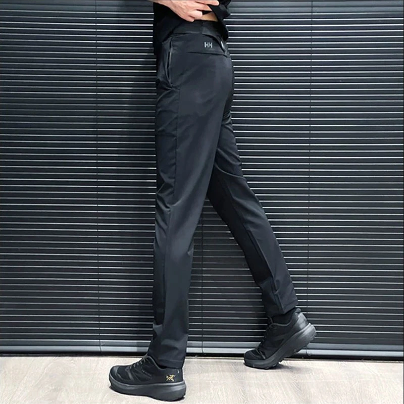 2025新款户外冲锋裤男士防风防水软壳修身登山弹力速干百搭直筒裤