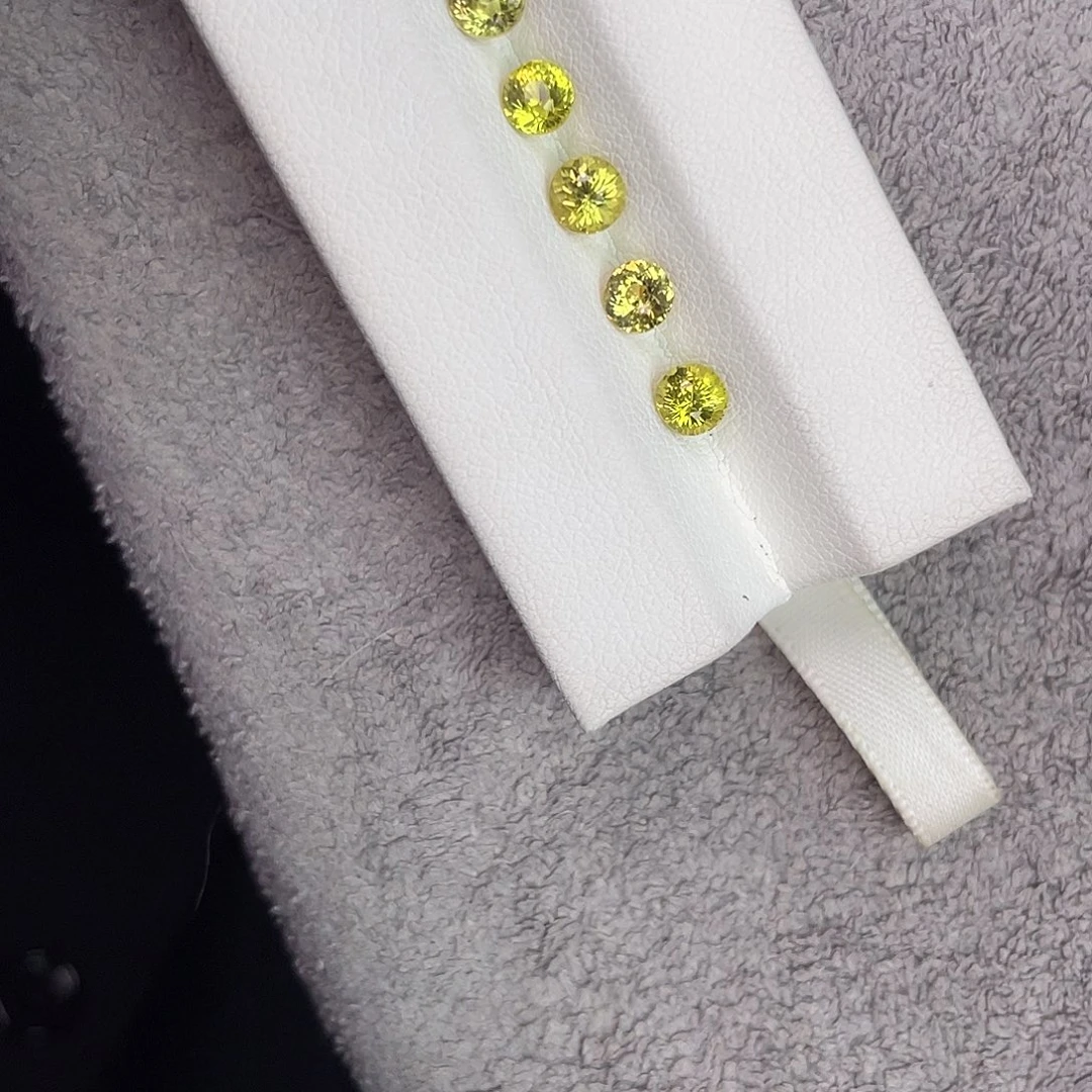 石榴石裸石未镶嵌N*R随机发货一颗