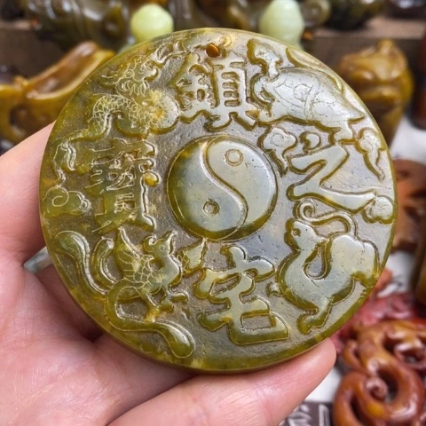 蛇纹石玉未镶嵌颈饰35