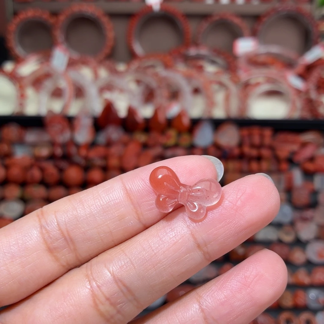 南红玛瑙未镶嵌颈饰蝴蝶结（上下孔