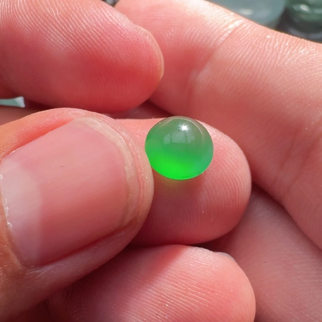 未镶嵌定制翡翠天然翡翠蛋