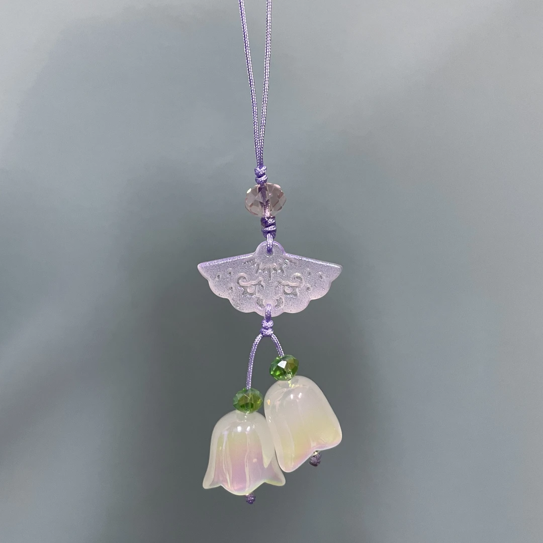 绳编扇子铃兰手机坠D805